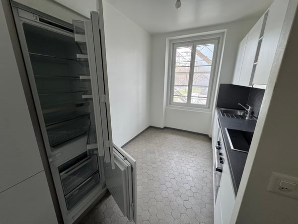4 pièces lumineux et spacieux avec balcon - Lausanne 6