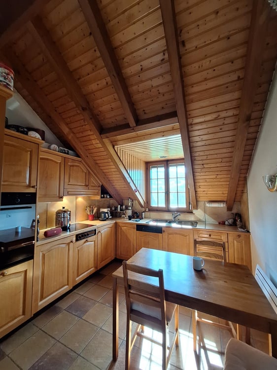 A louer à Puidoux bel appartement de 5 pièces situé au 3ème étage. 3