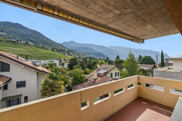 Appartement de 3 pièces entièrement rénové à Clarens 8