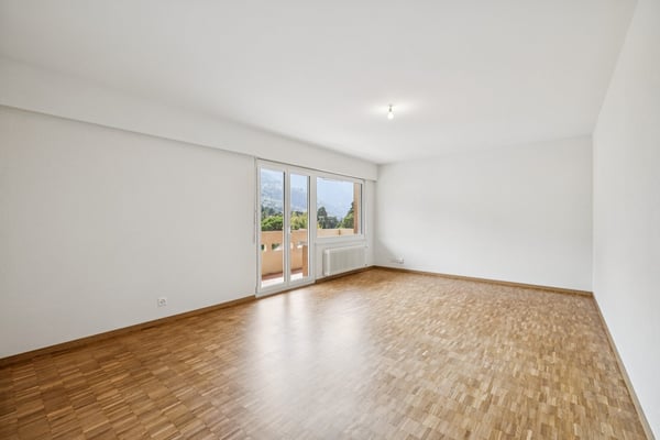Appartement de 3 pièces entièrement rénové à Clarens 6