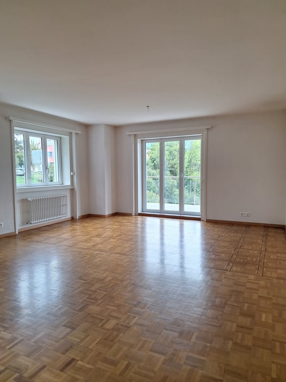 Bel appartement 4.5 pièces avec balcon à Vevey 2