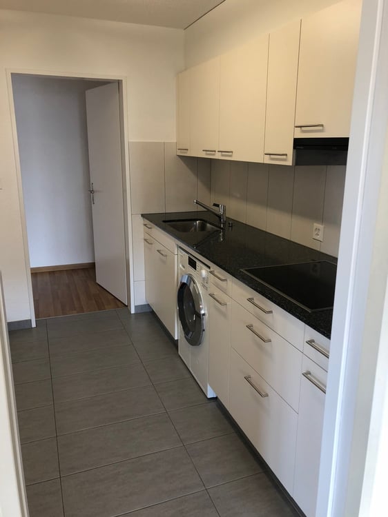 Moderne Wohnung mit grossem Sitzplatz 3