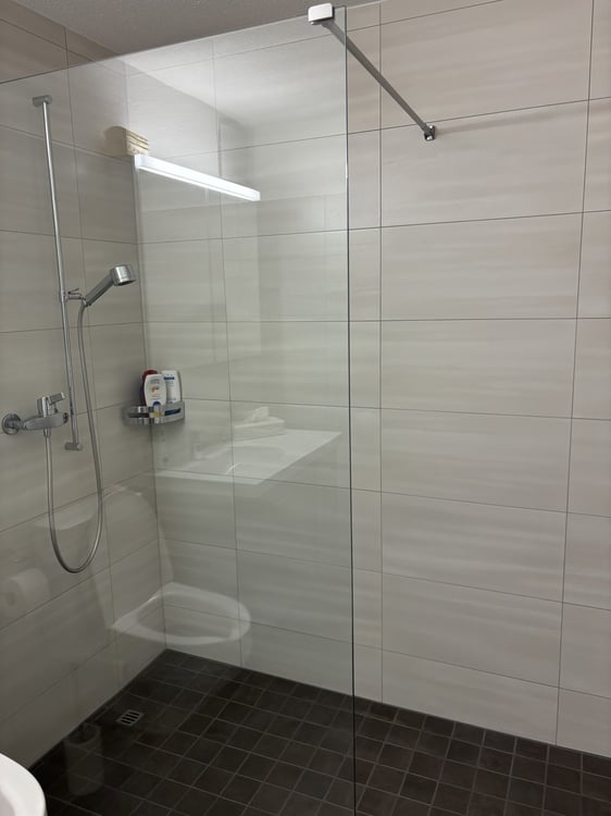 Moderne Wohnung mit grossem Sitzplatz 10