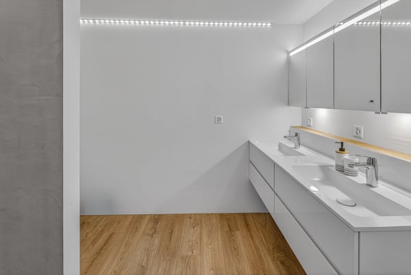 Freistehendes 2-Zimmer-Einfamilienhaus - unverbaubare Aussicht, 760 m² Grundstück & flexible Nutzung 5