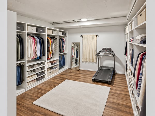 Familienglück mit Garten & Pool - modernisiertes, 2.5-Zimmer-Reihenhaus 14