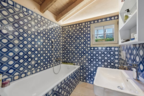 Une adresse privilégiée au coeur du village de Lauenen 12