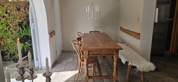 Unique villa jumelle rénovée 2.5 pièces de 375m2 à Conthey 3