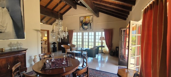 Splendide chalet de 2.5 pièces 640 m2 à Mollens vue imprenable 3