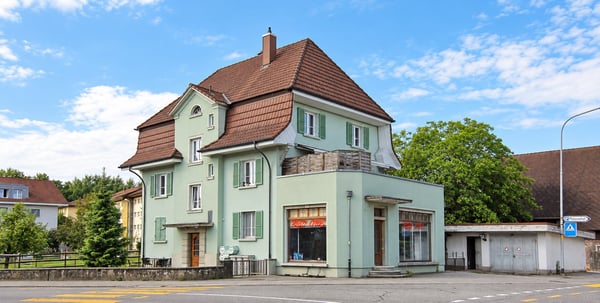 Äs Ladelokau mit ganz viu zusätzlechem Stouruum 1