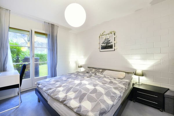 1.5-Zimmer Gartenwohnung mit individuellem Grundriss und grosszügigem Aussensitzplatz 4