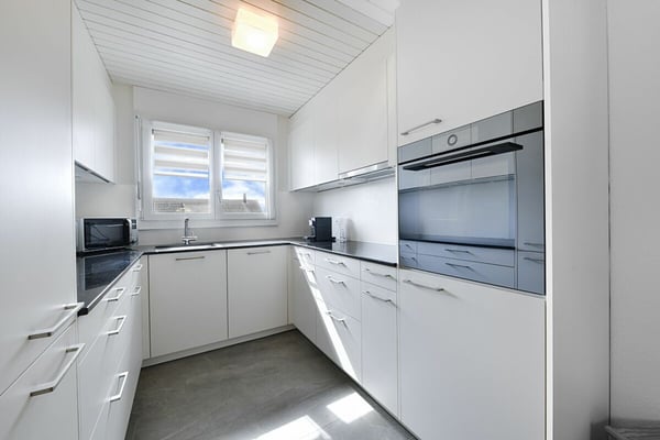 heimelige 3,5 Zimmer-Dachwohnung mit Balkon 4