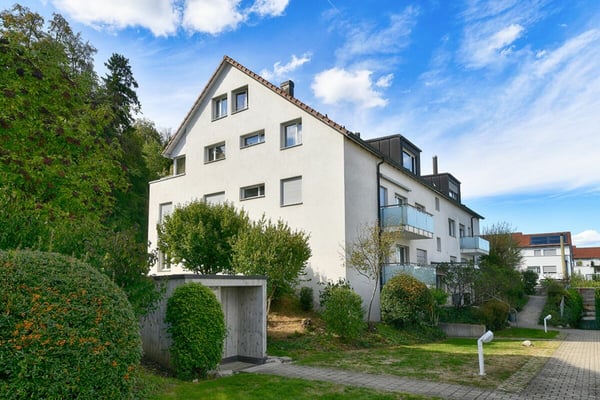 5,5 Zimmer Eigentumswohnung an ruhiger Wohnlage mit Blick ins Grüne 12