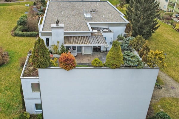 4,5 Zimmer Attika-Wohnung an ruhiger Lage mit Fernsicht 2