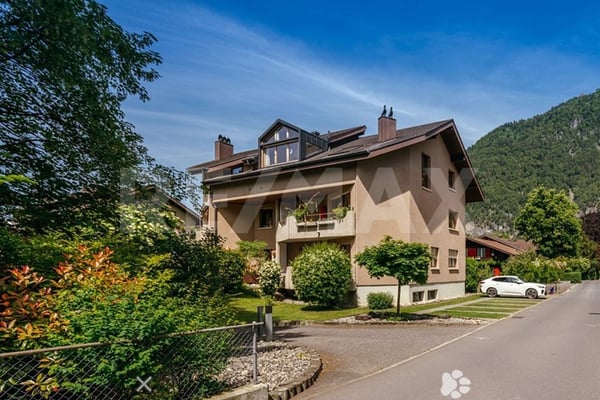 Zwischen Thuner- und Brienzersee zu Hause lichtdurchflutete 4.5-Zimmer-Wohnung 2