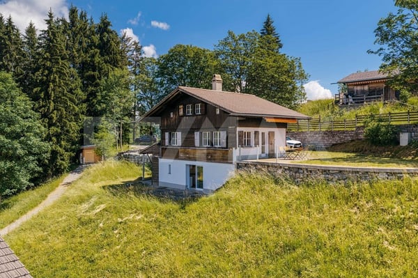 Die Berge vor Augen, den See zu Füssen - Ferienchalet mit 4.5 Zimmern und zusätzlichem Studio 2