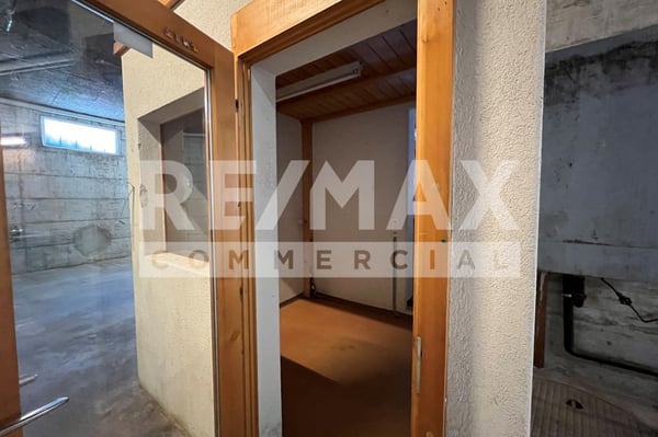 192 m2 Lagerraum mit Büro und PW-Einfahrt in Brienz zu vermieten 6