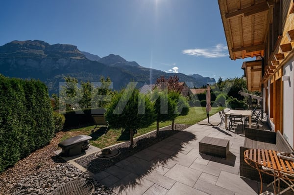 Neuwertiges 5.5-Zimmer-Chalet mit wunderschönem Garten in Hofstetten bei Brienz (Erstwohnsitz) 13
