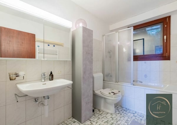 2.5 Zimmer Einfamilienhaus mit unverbaubarer Seesicht in Weggis: Privates Residieren an der Riviera der Zentralschweiz 15