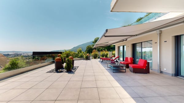 Luxuriöse Terrassenwohnung mit unverbaubarem Bergpanorama 7