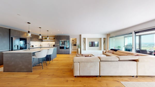 Luxuriöse Terrassenwohnung mit unverbaubarem Bergpanorama 3