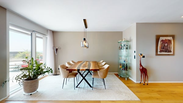 Luxuriöse Terrassenwohnung mit unverbaubarem Bergpanorama 4