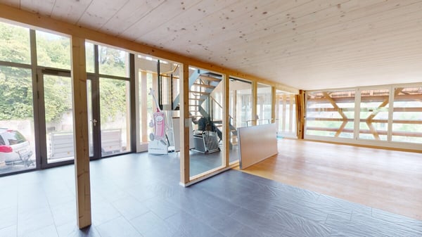 Bauernhaus mit modernem (Gewerbe-)Anbau 8