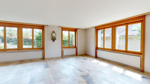 Bauernhaus mit modernem (Gewerbe-)Anbau 11