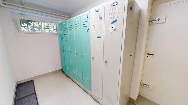 Wohn- und Geschäftshaus in Wabern 9