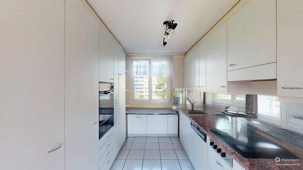 5.5-ZIMMER-WOHNUNG MIT AUSSICHT INS GRÜNE 3