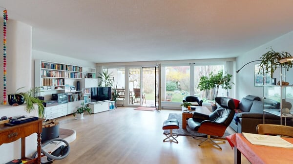 Gepflegtes und modernisiertes 5.5 Zimmer Reihenhaus 1