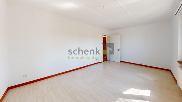 4.5-ZIMMER-EINFAMILIENHAUS MIT GROSSEM GARTEN UND BIOTOP 8