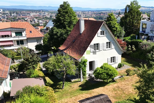 Einfamilienhaus mit viel Charme und Garten 1