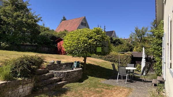 Einfamilienhaus mit viel Charme und Garten 6