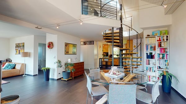 Grosszügige 4.5 Zimmer Wohnung mit 2 EHP 9