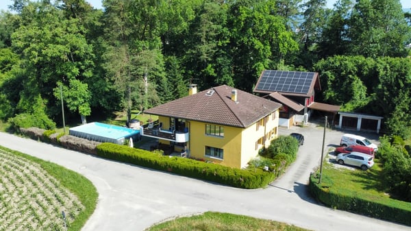 2-Familienhaus mit schönem Garten 1