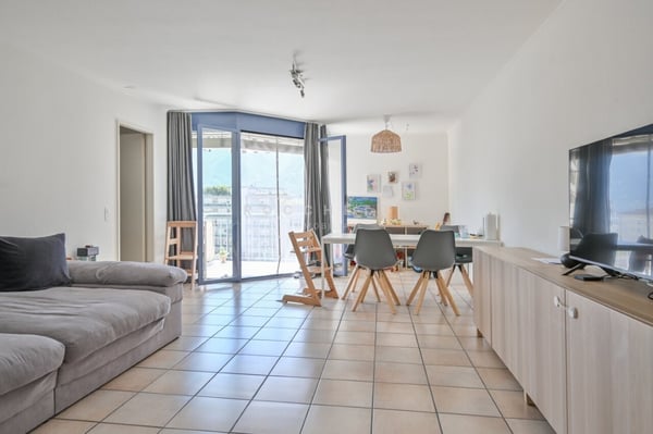 Bell'appartamento ben curato in posizione tranquilla e strategica 2