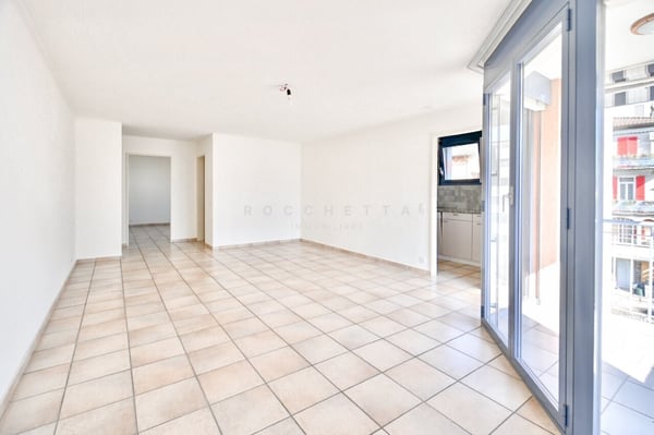 Bell'appartamento ben curato in posizione tranquilla e strategica 3