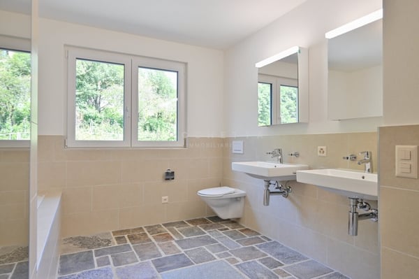 Nuove e raffinate case unifamiliari con meravigliosa vista nel verde 9