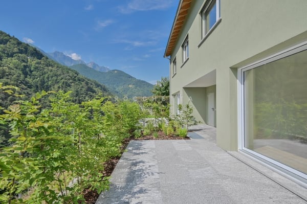 Nuove e raffinate case unifamiliari con meravigliosa vista nel verde 3