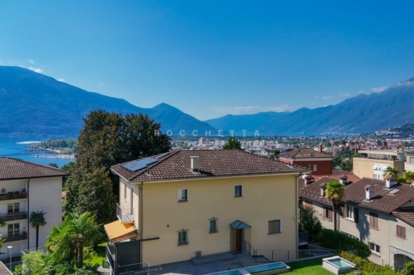 Esclusiva oasi di tranquillità con vista a pochi minuti dal centro 5