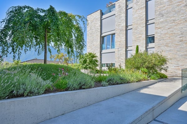 Elegante e prestigioso appartamento a due passi dal Lungolago 2