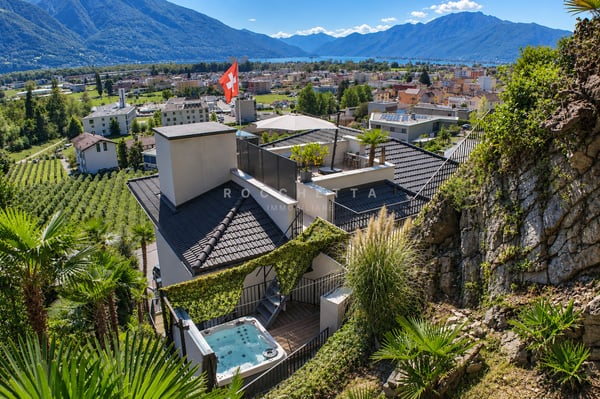 Lifestyle con vista - esclusivo attico a Gordola 2