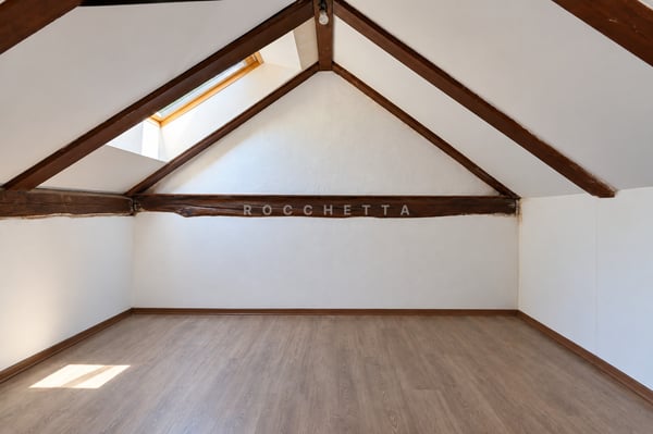 Caratteristica casa ticinese con piazzetta privata 7