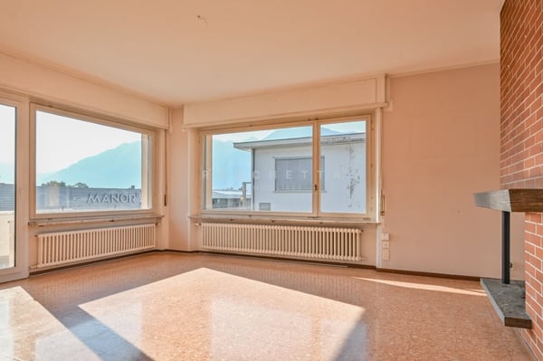 Casa bifamiliare con potenziale in posizione strategica 7