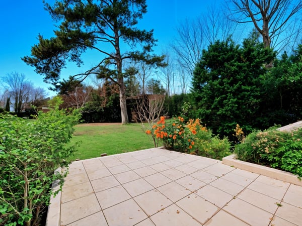 Fabuleux appartement en terrasse et jardin, piscine, fitness et tennis 2