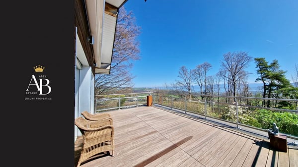 Une Villa unique, contemporaine et individuelle /quartier résidentiel et prisé 4