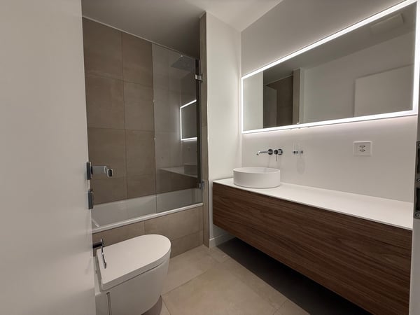 Magnifique appartement de 3,5 pièces avec vue sur le lac et les montagnes à Pully 8