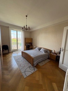 Spacieux appartement de  1.5 pièces au 3ème étage 4