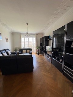 Spacieux appartement de  1.5 pièces au 3ème étage 2