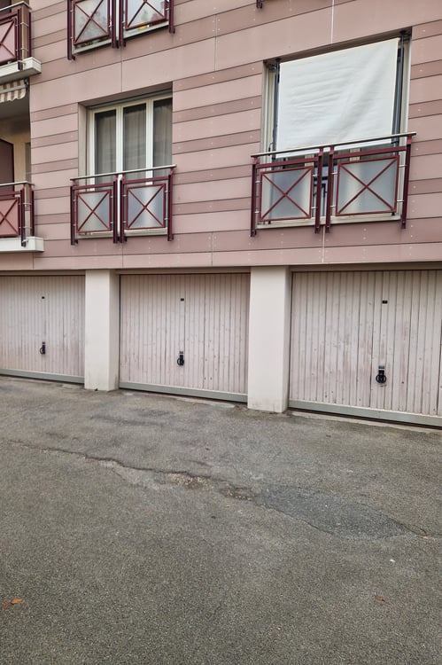 Garage individuel à louer 2